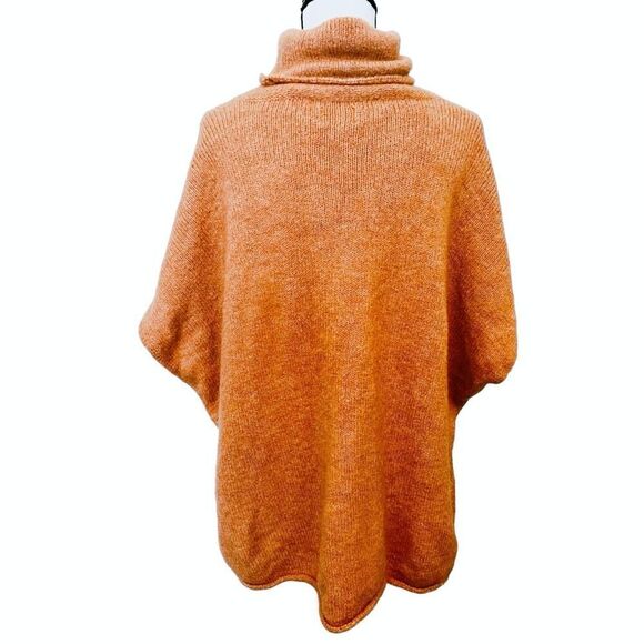 NWT Universal Thread OSFM Acrylic Turtle Neck Knit Poncho Sweater - Picture 2 of 5